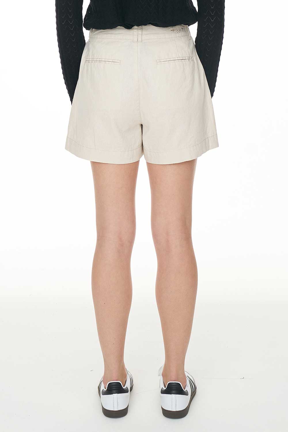 Huffer Lin-In Pleat Short